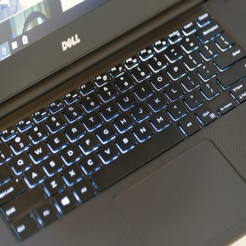 Dell Precision 5520 Intel Xeon E3-1505M v5 4K UHD 15.6" Workstation/Gaming Laptop (TouchScreen)(Refurbished)